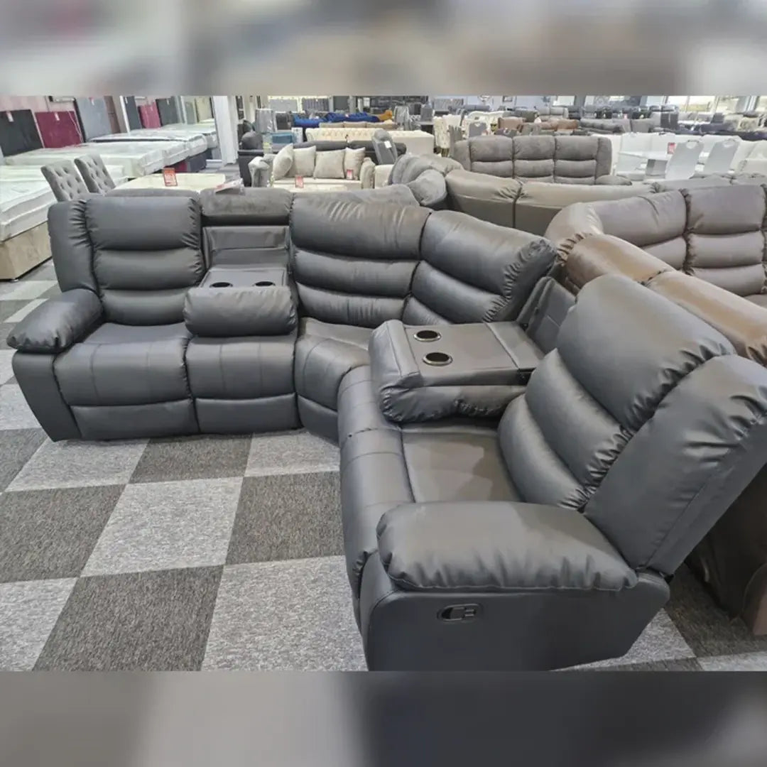 MNS Leather Corner sofa (230cmx230cm)