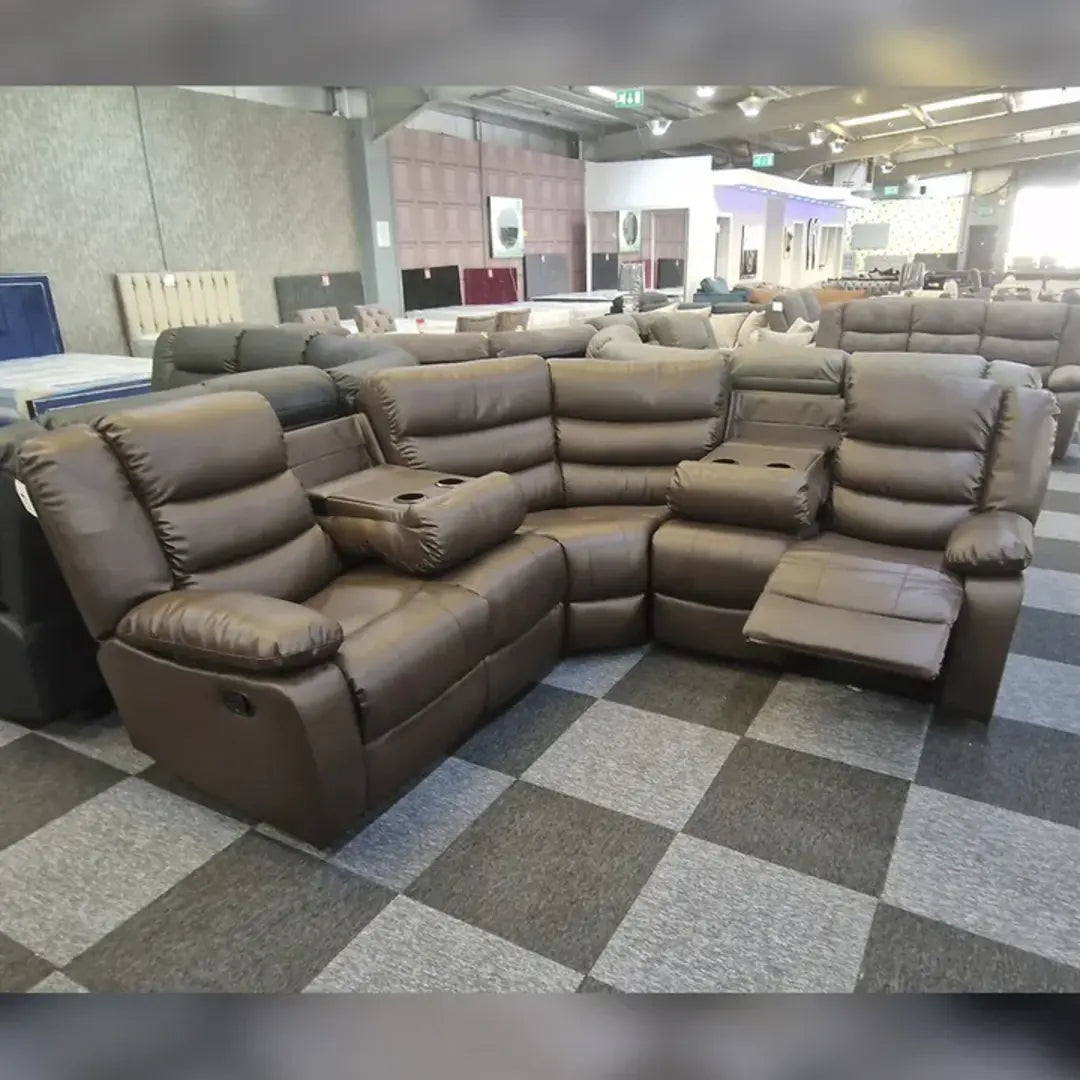 MNS Leather Corner sofa (230cmx230cm)