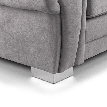 Verona scatter back arm chair